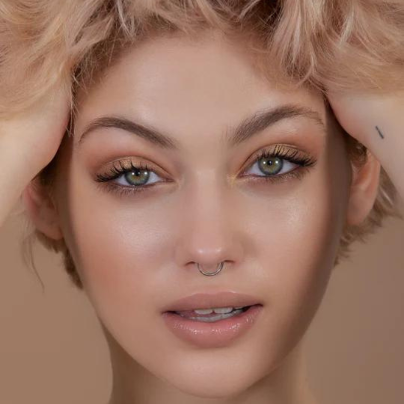 Andreia Gloss Delicious Shiny Kiss - Liquid Lipstick G01 6ml - Image 3