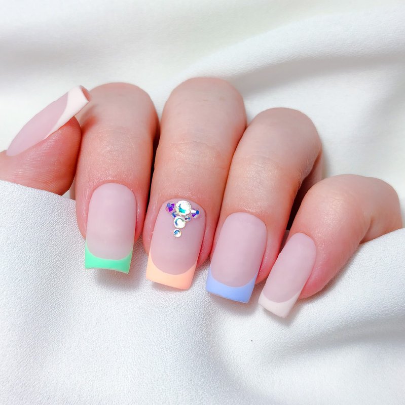 Inocos Cristais para unhas Branco e Prata Holográfico - Image 2