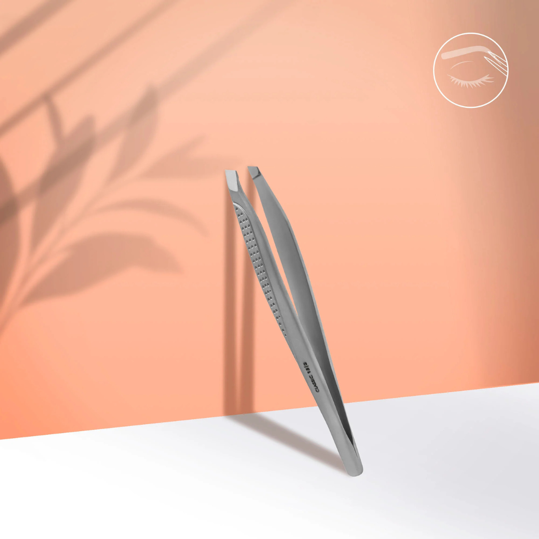 Pinça Para Sobrancelhas Classic 15 Tipo 3 (Grande Inclinação)